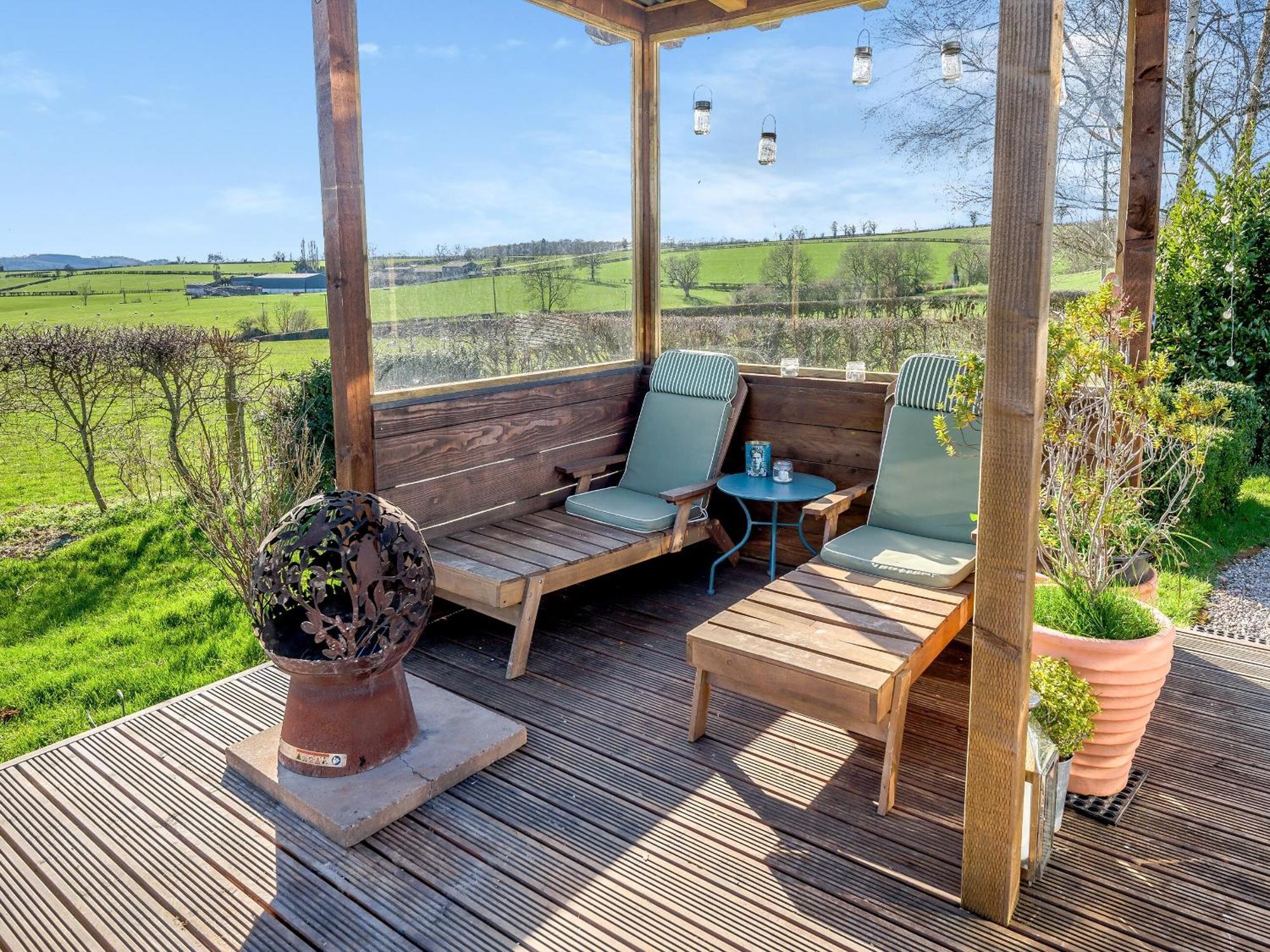 Marilyn Meadows Villa St Weonards Екстериор снимка
